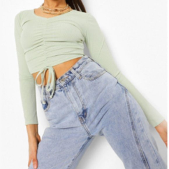 BooHoo Long Sleeve Crop - Picture 1 of 5